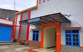 Oyo 3767 Permata House